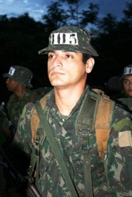 Sargento Fernando Bruno é suspeito de estelionato com colega de farda em Marabá Sargento Fernando Bruno é suspeito de estelionato com colega de farda em Marabá