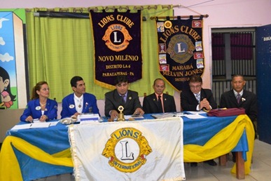 Governador entrega carta constitutiva a Lions Clube de Parauapebas