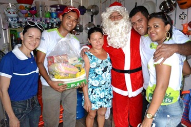 Portal Pebinha de A&ccedil;&uacute;car distribui cinco toneladas de alimentos