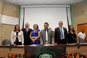 Cerim&ocirc;nia de posse em Marab&aacute; teve 5 horas de dura&ccedil;&atilde;o, choros e at&eacute; carta ridicularizada