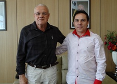 Prefeito recebe superintendente regional do Incra em visita de cortesia