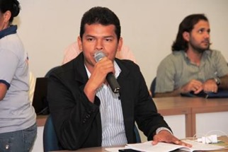 Clima esquenta e provoca racha na C&acirc;mara Municipal de Marab&aacute;