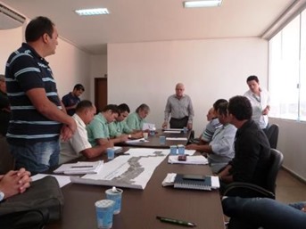 Vale e Prefeito de Parauapebas apresentam projeto de duplica&ccedil;&atilde;o da Rodovia Faruk Salmen para vereadores