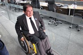 Vereadores de Parauapebas sentem na pele as dificuldades encontradas por um deficiente