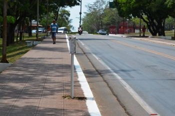 Em Parauapebas, papeleiras s&atilde;o alvos de v&acirc;ndalos