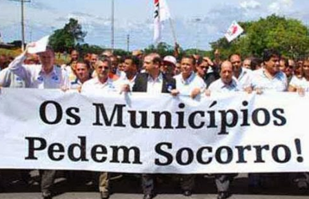 S&oacute; 8% dos munic&iacute;pios arrecadam mais do que gastam