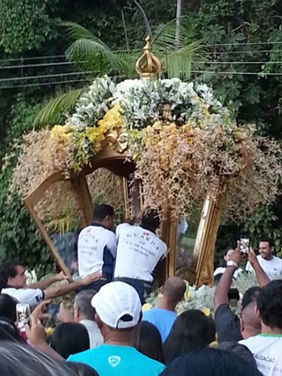Moradores de Caraj&aacute;s celebram pela terceira vez o C&iacute;rio de Nossa Senhora de Nazar&eacute;
