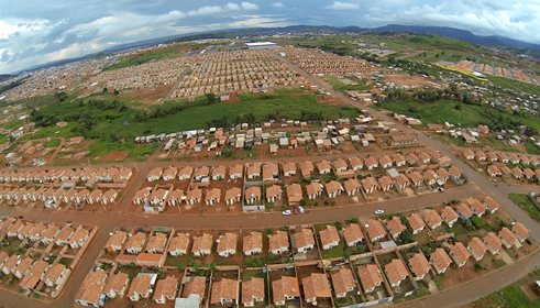Sehab e Caixa Econ&ocirc;mica esclarecem d&uacute;vidas dos benefici&aacute;rios do programa Minha casa Minha Vida em Parauapebas