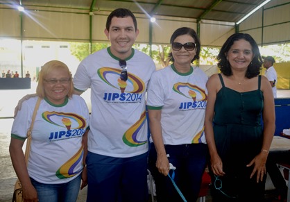 secretária de Educação e parte da equipe organizadora do Jips (1)