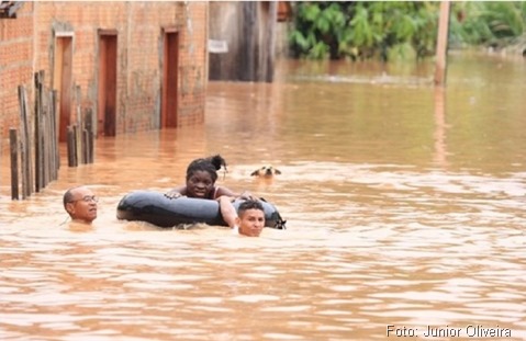 Chuva torrencial supera 220 mm e inunda &aacute;reas em Marab&aacute;