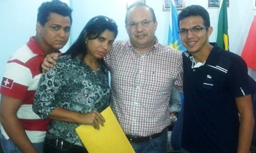 Encontro com secret&aacute;rio estadual de educa&ccedil;&atilde;o pode mudar situa&ccedil;&atilde;o da Escola Irm&atilde; Dulce, em Parauapebas