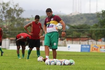 Parauapebas treina posicionamento para enfrentar o Independente
