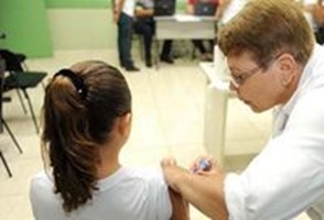 Nova fase de vacina&ccedil;&atilde;o contra o HPV j&aacute; est&aacute; dispon&iacute;vel gratuitamente no Par&aacute;