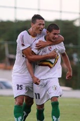 A goleada diante do Camet&aacute;, por 4 a 1, n&atilde;o s&oacute; classificou o Parauapebas para a semifinal do returno, como tamb&eacute;m garantiu a equipe na Copa do Brasil e Copa Verde de 2016