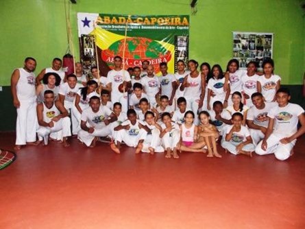 Projeto Abad&aacute; de capoeira atinge mais de 400 atletas de todas as idades em Parauapebas
