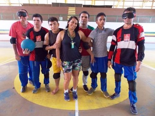 Atletas da modalidade esportiva Golbol pedem mais apoio ao esporte pouco conhecido em Parauapebas.