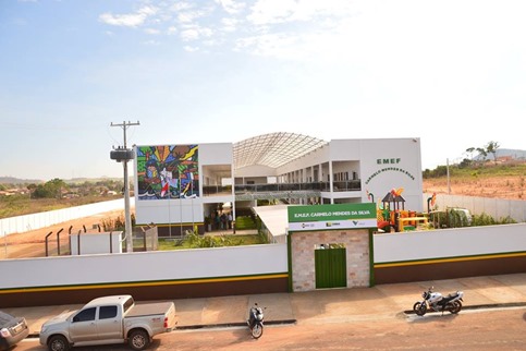 Com presen&ccedil;as ilustres, Escola Municipal Carmelo Mendes &eacute; inaugurada em Cana&atilde; dos Caraj&aacute;s