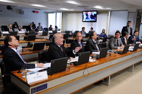 Senado: Comiss&atilde;o aprova aumento de royalties pagos por mineradoras