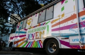 Em Belém, adolescentes se unem ao UNICEF para mobilizar outros jovens na luta contra o HIV e DSTs