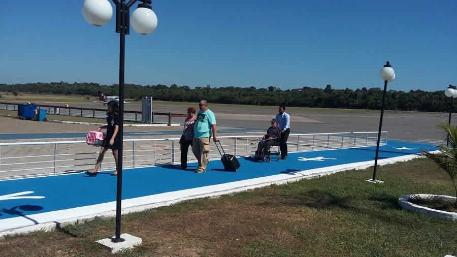 Aeroporto de Marabá ganha nova passarela de pedestres no desembarque