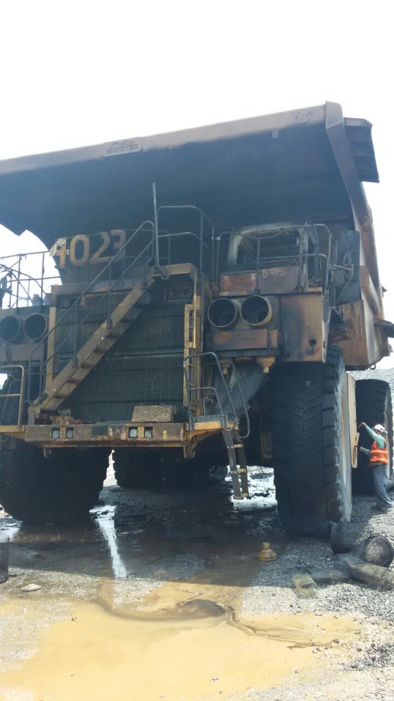 Caminhão fora de estrada da Vale pega fogo na Mina do Sossego