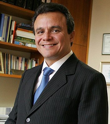 Zenaldo Coutinho (PSDB) é reeleito prefeito de Belém. Decisão ainda precisa ser referendada pelo TRE-PA