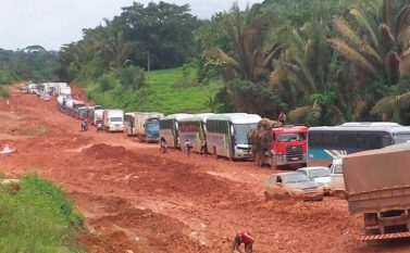 BR-163: Governo coloca Exército para asfaltar rodovia dos atoleiros no Pará