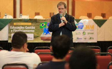 Diálogo Municipalista destaca dificuldades na gestão da educação e trata do papel dos vereadores