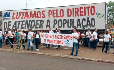 Enfermeiros de Parauapebas fazem protesto contra decisão da Justiça Federal