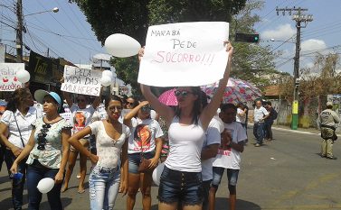 Mulheres marabaenses saem em passeata e protestam contra a violência