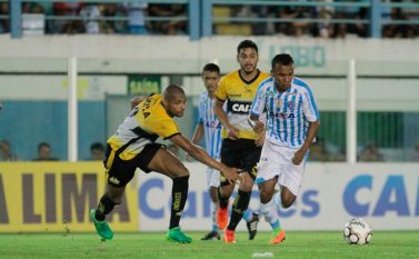 Paysandu domina o Criciúma na Curuzu, vence por 1 a 0, e fica perto de seu objetivo na Série B