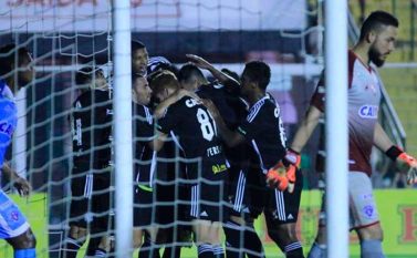 Paysandu se despede da Série B com derrota para o Figueirense no Orlando Scarpelli