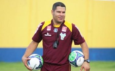Técnico Everton Goiano deixa o PFC e Léo Goiano já inicia os trabalhos nesta quarta-feira