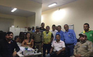 MP e prefeitura se reúnem com categorias do transporte público para regulamentar Uber em Parauapebas