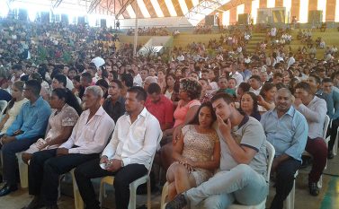 Casamento coletivo celebra a união de 608 casais em Marabá