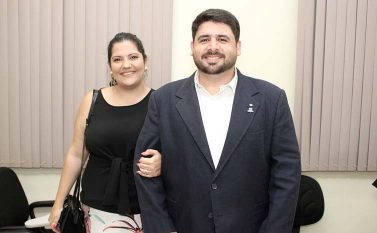 Rotary e Conjove se unem e entregam cestas natalinas a famílias carentes da periferia