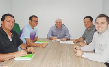 Sicredi assina patrocínio ao Águia de Marabá