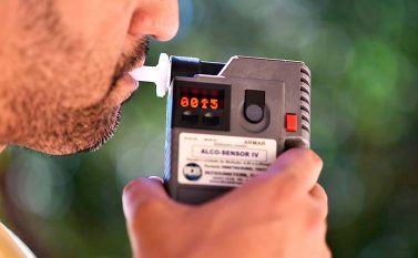 Sancionada lei que aumenta pena para motorista que dirigir sob efeito de álcool ou drogas