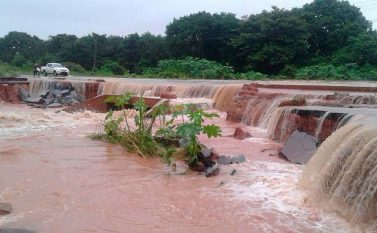 Chuva castiga e BR-155 está prestes a ficar interditada em Xinguara