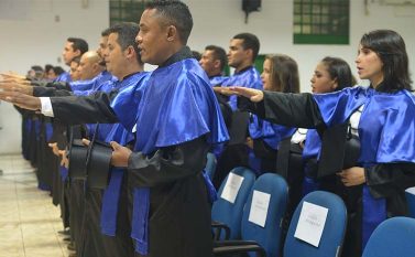 Unisa confere Outorga de Grau a diversos novos profissionais