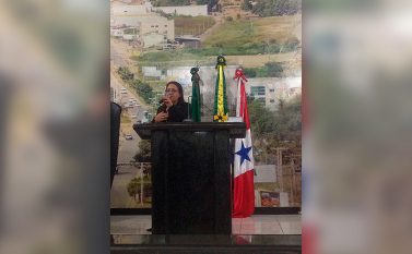 Vereadores criticam tratamento dado pela prefeitura a taxistas e mototaxistas