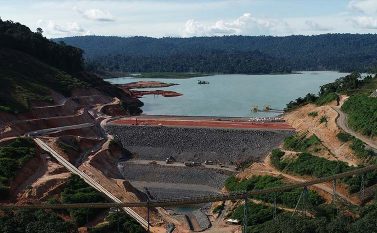 Helder acende alerta e cria grupo para monitorar 91 barragens de mineração no Pará