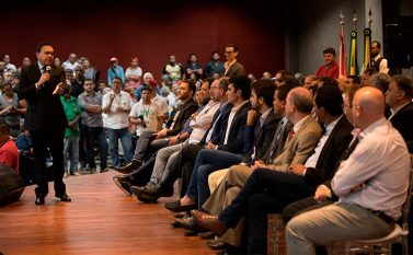 Helder anuncia mudança do governo para Marabá em março