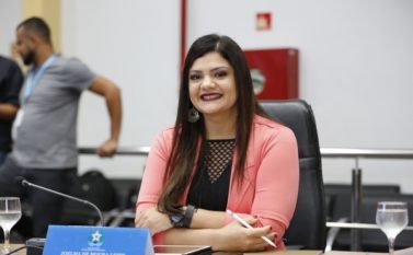 Vereadora Joelma Leite propõe implantação de programa de reforço escolar em Parauapebas
