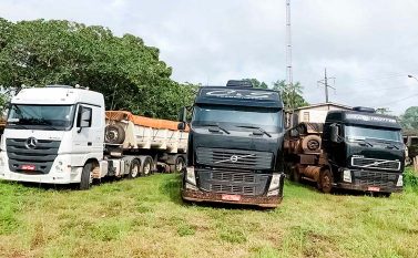 Três carretas lotadas de manganês irregular são apreendidas em Marabá