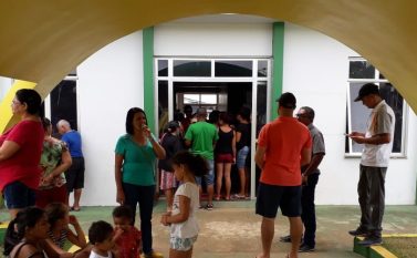 Educadores em greve em Jacundá ocupam prédio da prefeitura