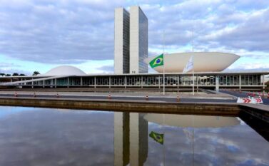 Semana mais curta deve prejudicar trabalhos no Congresso