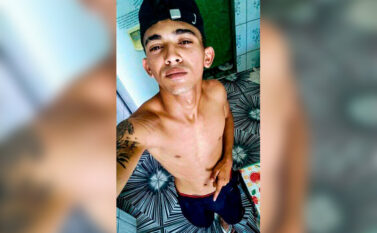 Jovem de 20 anos tenta atirar em policial militar e morre baleado