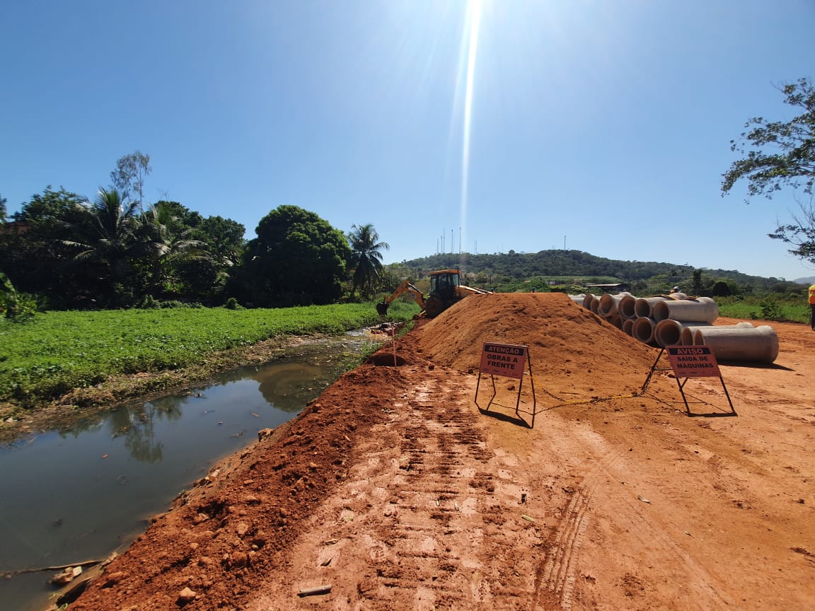 Parauapebas Obras Do Prosap Avan am Na rea Do Igarap Ilha Do Coco 