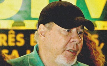 Câncer encerra a carreira do publicitário Duda Mendonça, aos 77 anos